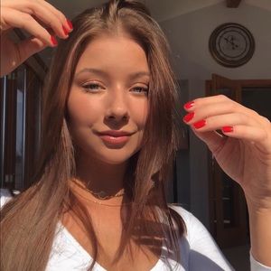 Meet your Posher, Annika